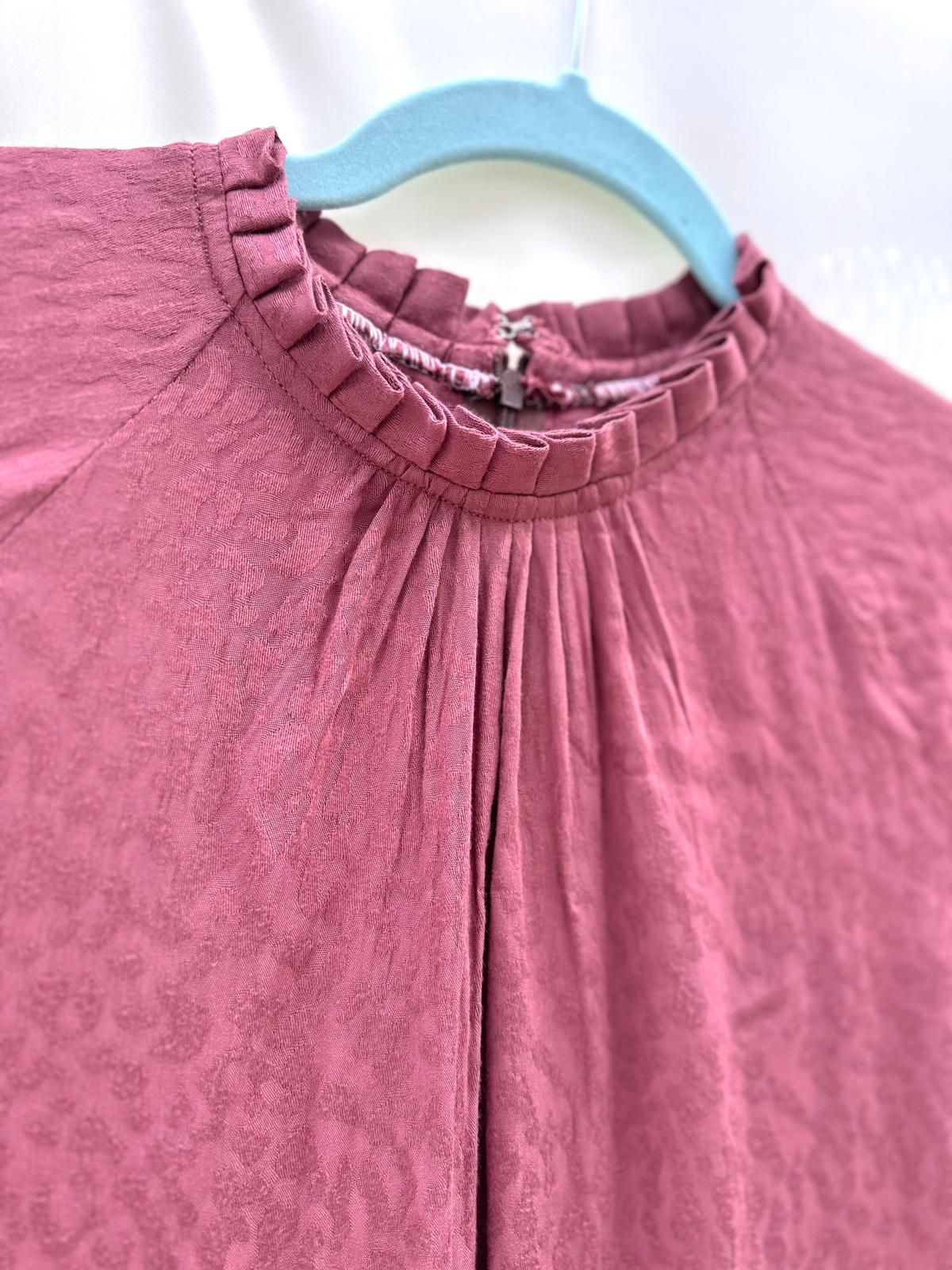 Tea Pink Leopard Textured Midi Dress