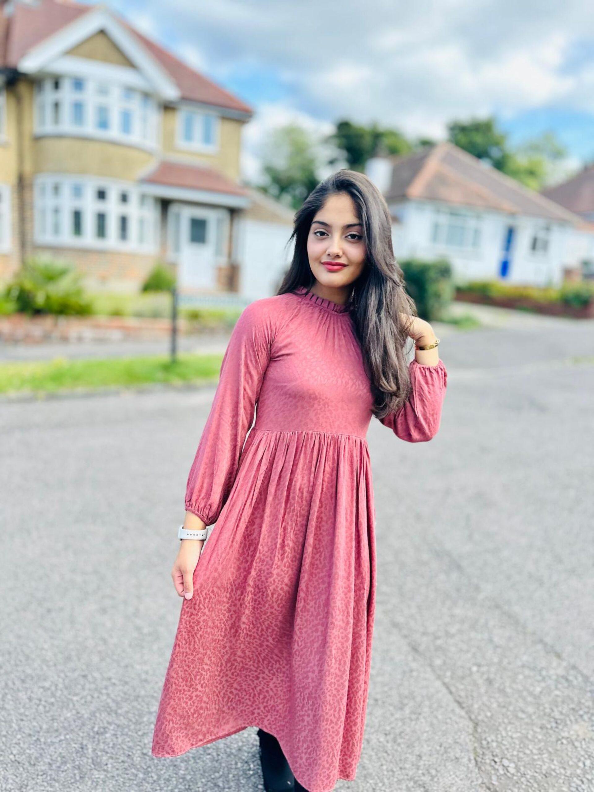 Tea Pink Leopard Textured Midi Dress